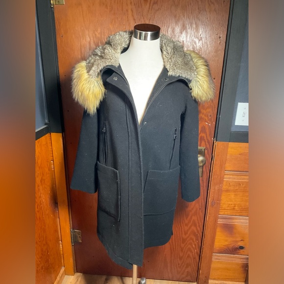 Vince Camuto winter coat with faux fur lined hood - Picture 1 of 6